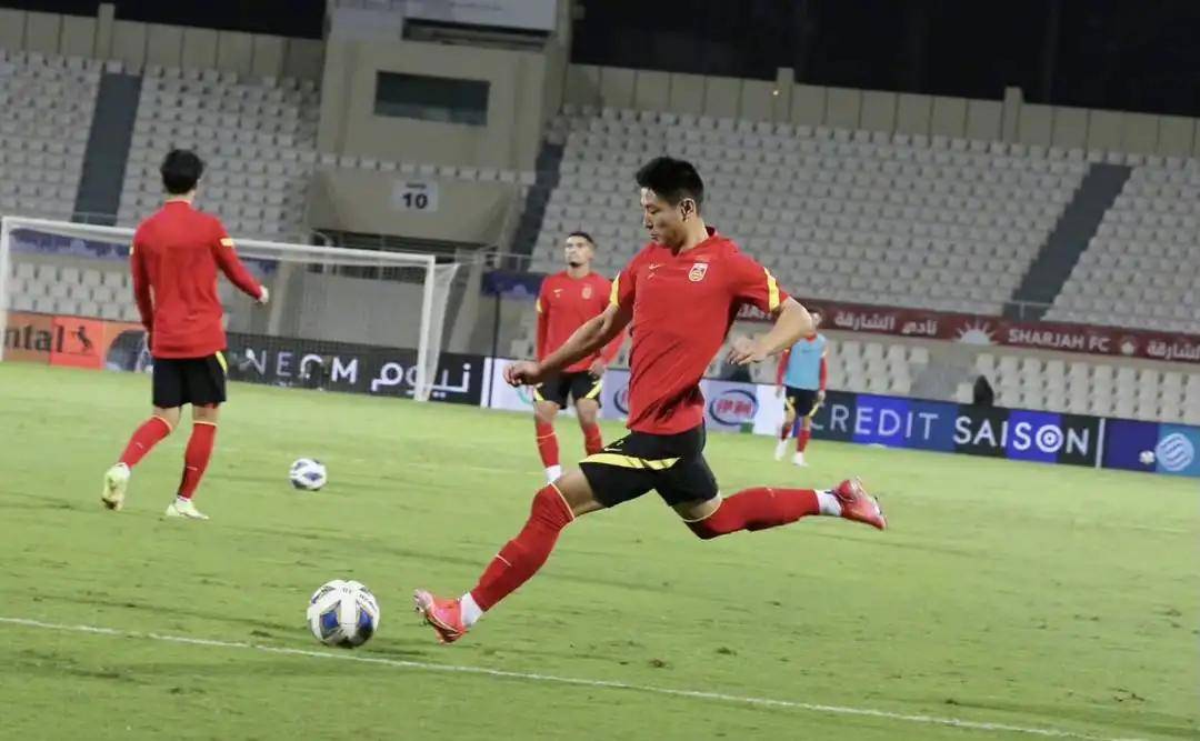 国际足球盛事呈现多重看点,球迷期待高潮连连的简单介绍 国际足球盛事呈现多重看点,球迷期待高潮连连的简单介绍