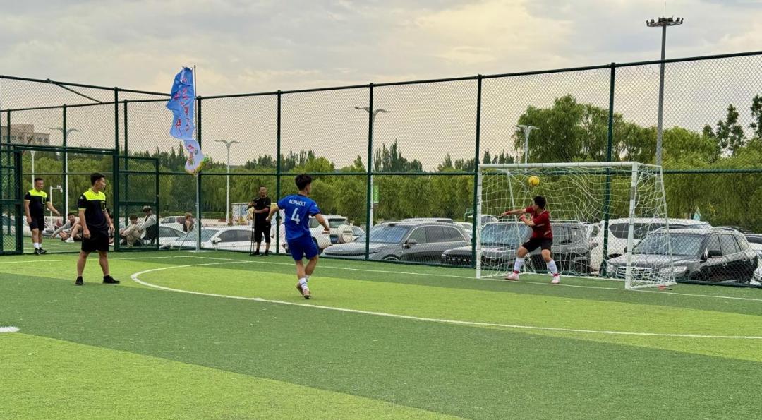 让我们期待一场足球盛宴的精彩呈现 让我们期待一场足球盛宴的精彩呈现