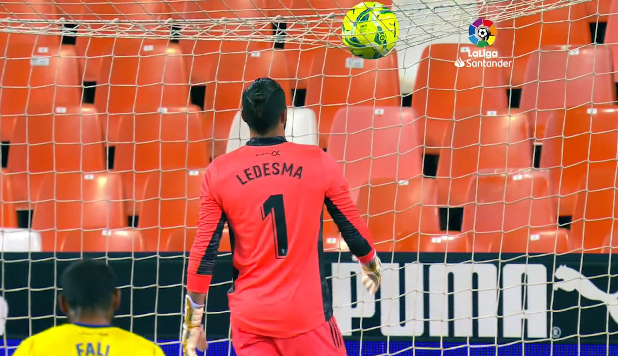 塞维利亚主场告捷,继续追赶前列的简单介绍 塞维利亚主场告捷,继续追赶前列的简单介绍