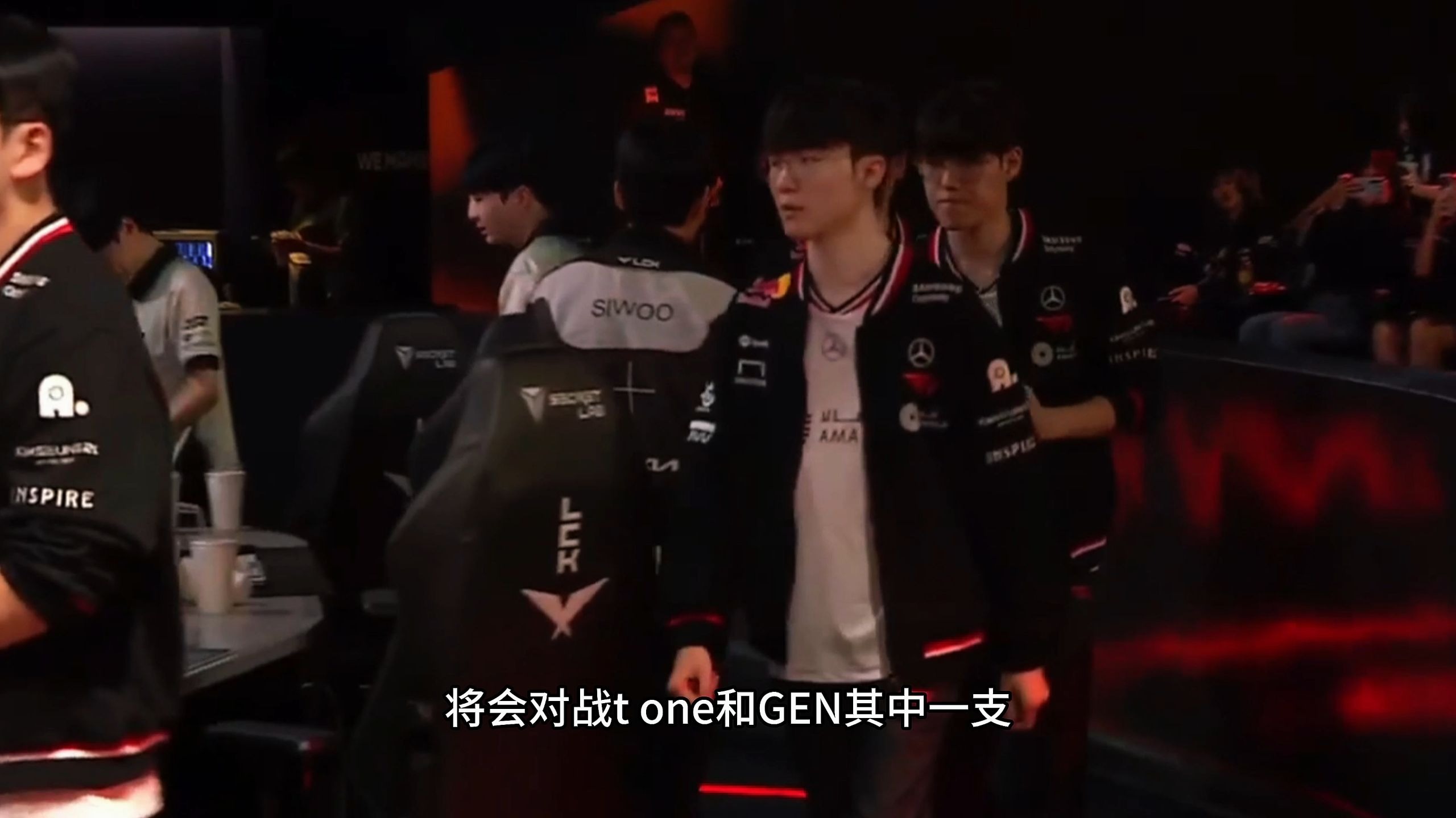 T1绝杀V5,Jankos关键团战开团秒人顶尖较量2025世界赛,留下经典瞬间的简单介绍 T1绝杀V5,Jankos关键团战开团秒人顶尖较量2025世界赛,留下经典瞬间的简单介绍