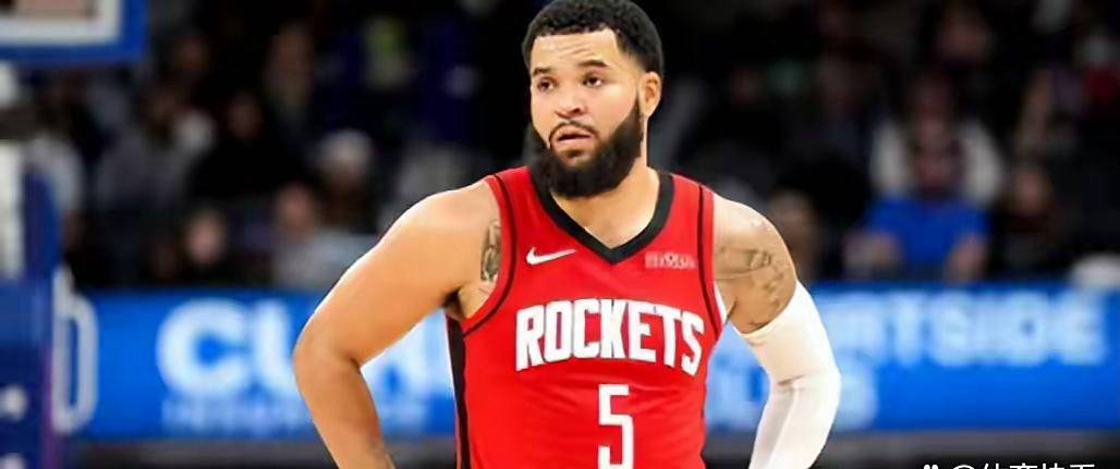 火箭队抛弃小球战术失利,球队面临困境 火箭队抛弃小球战术失利,球队面临困境