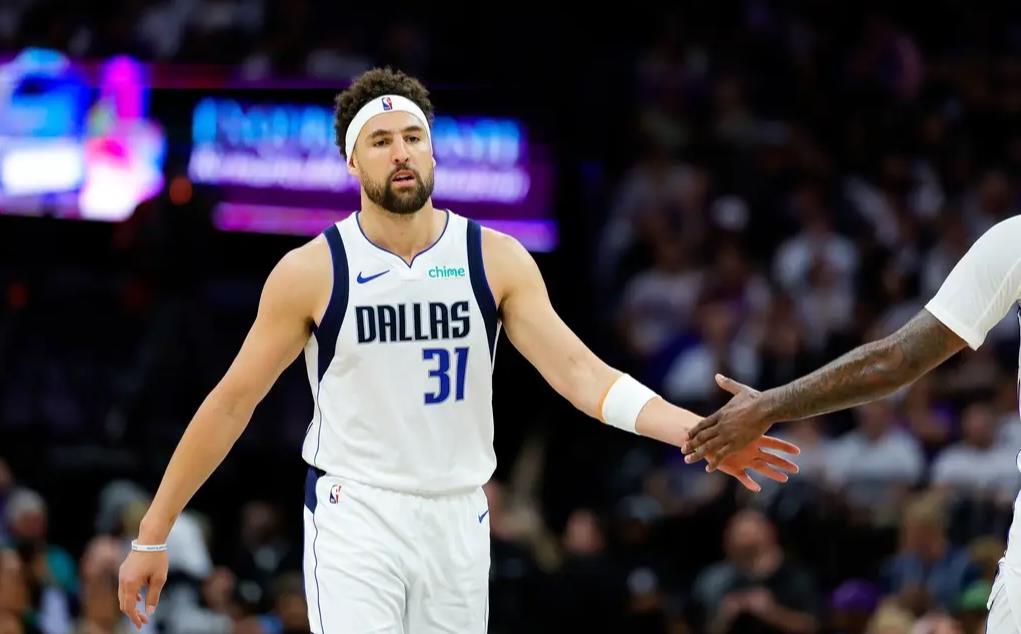 灰熊负快船,汤普森独揽22分 灰熊负快船,汤普森独揽22分