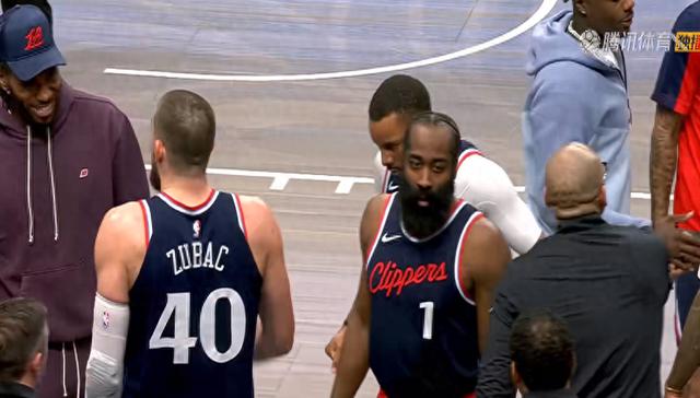 火箭胜过爵士,哈登大放异彩 火箭胜过爵士,哈登大放异彩