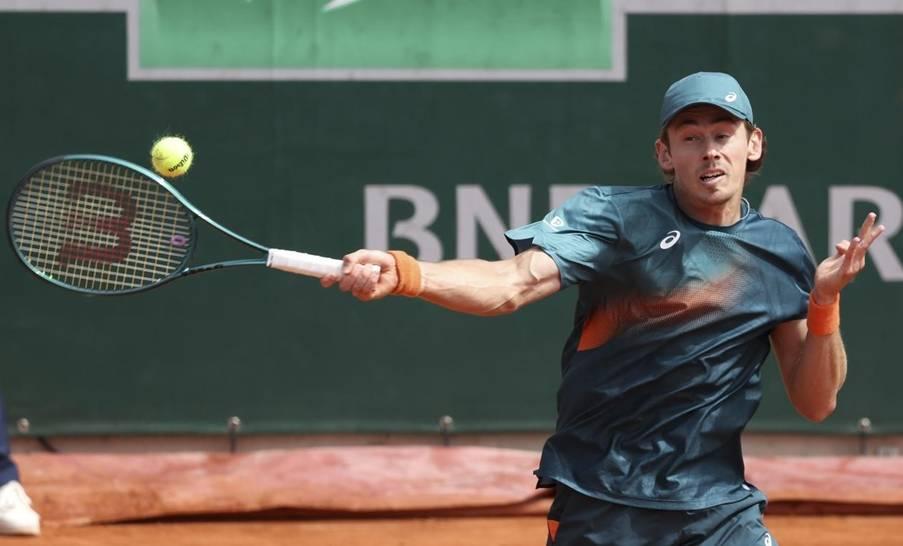 包含美网翻盘法网，鲁德统治全场的词条