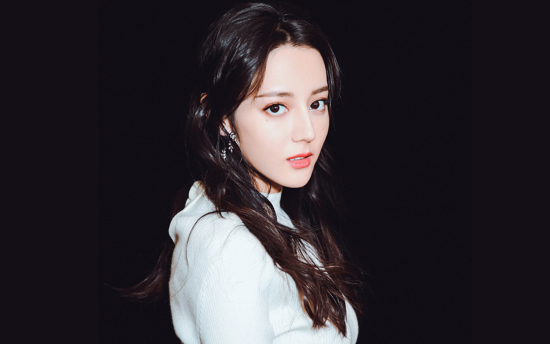 开云APP-北境之王降临洛城！西亚卡姆47分雪崩式爆发，独行侠三剑客火力全开击沉快船