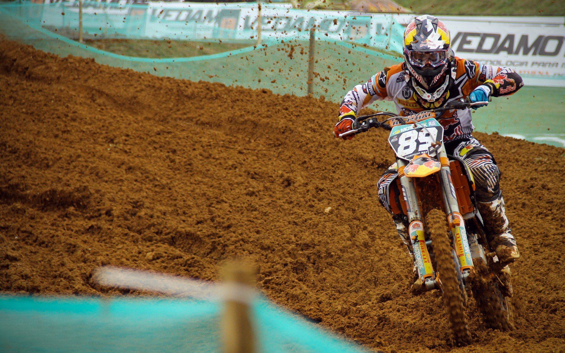 开云APP-锁喉时刻，英格拉姆冷静一刀，骑士加时血刃老鹰