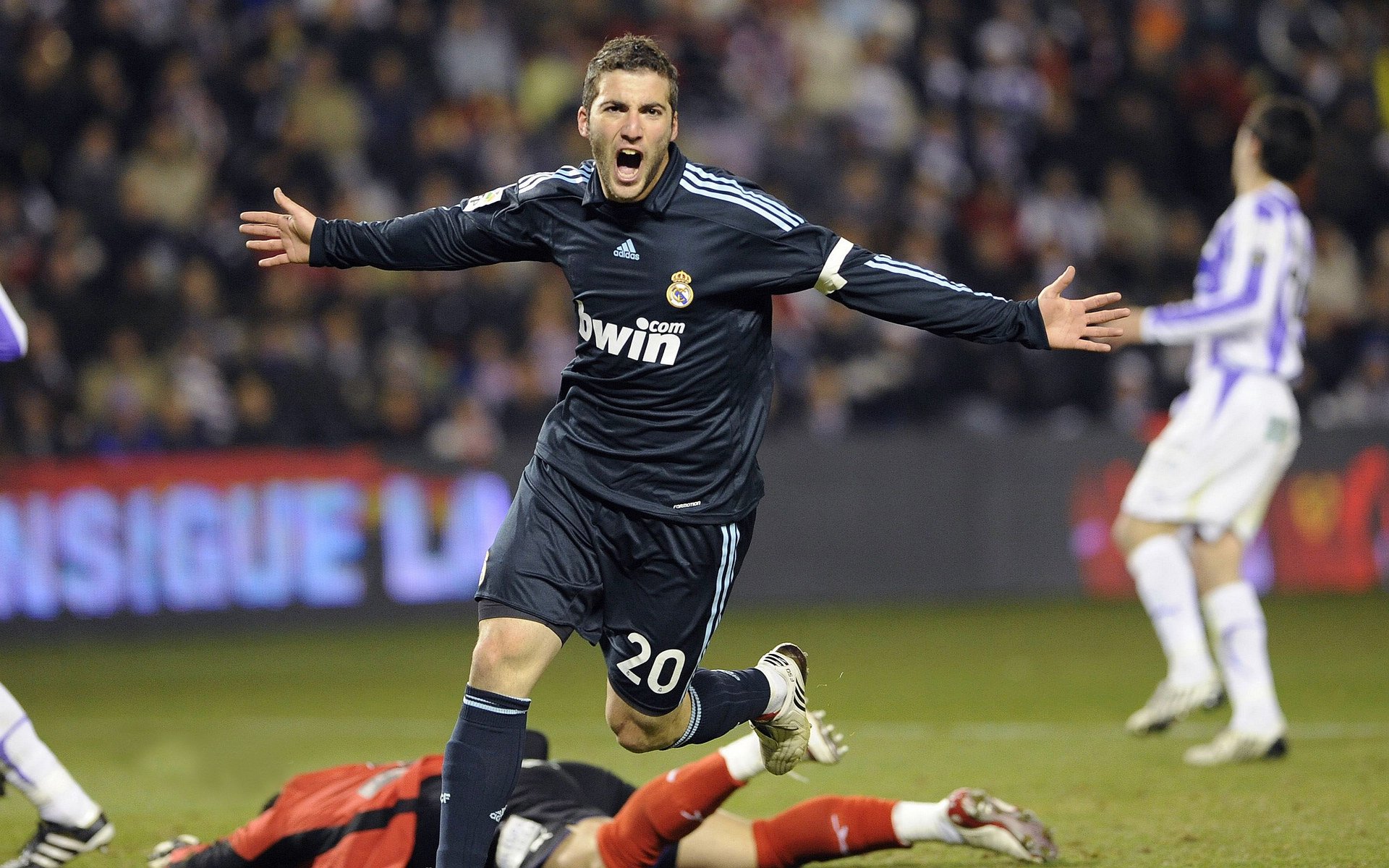 开云体育官方网站-末节之王阿什拉夫！洪都拉斯逆袭掀翻摩洛哥